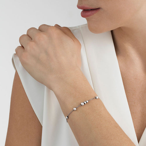 På model: Georg Jensen Moonlight Grapes armbånd i sølv