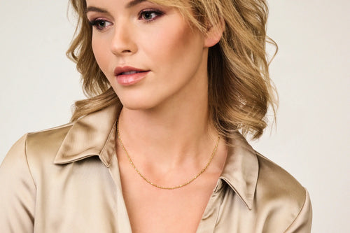 På model: Spirit Icons 14 kt. guld - Valentina halskæde