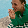 På model: Store Contrast ring ⎮ Sølv