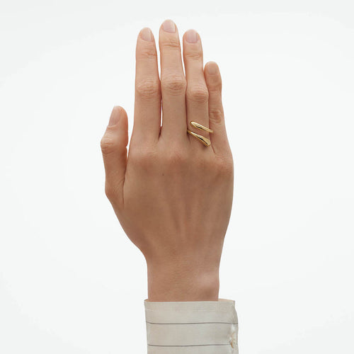På model: Georg Jensen Mercy ring i 18 kt. guld