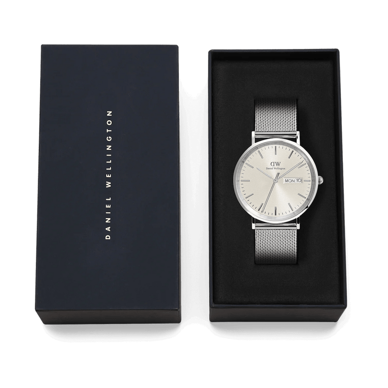 Daniel Wellington Classic m. dato - 40 mm