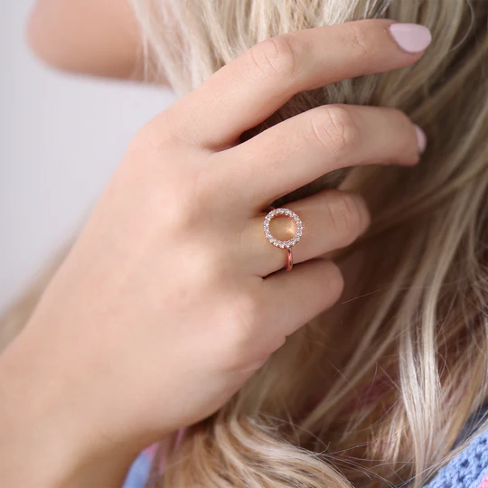 Christina Ring - Topaz Circle, rosaforgyldt sølv