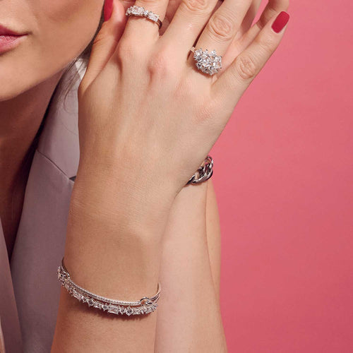 Bangle på model SJ-BG42263-CZ